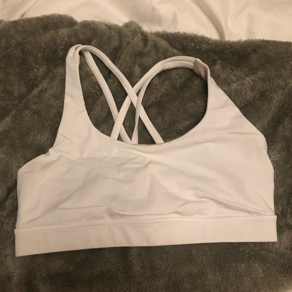 White lulu sports bra sz 8